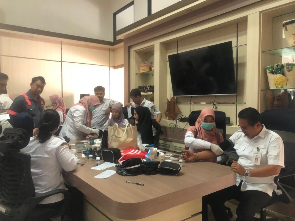 Pegawai DKUMP2 Tanbu Jalani Skrining Kesehatan