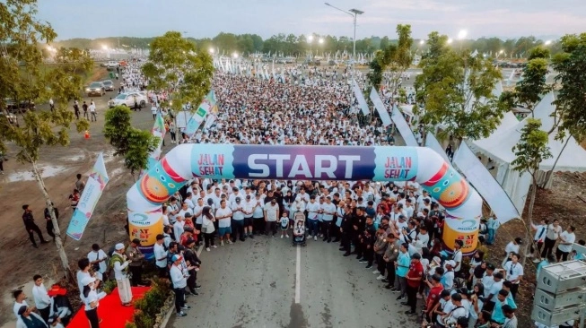 Jalan Santai yang Digelar Jhonlin Group