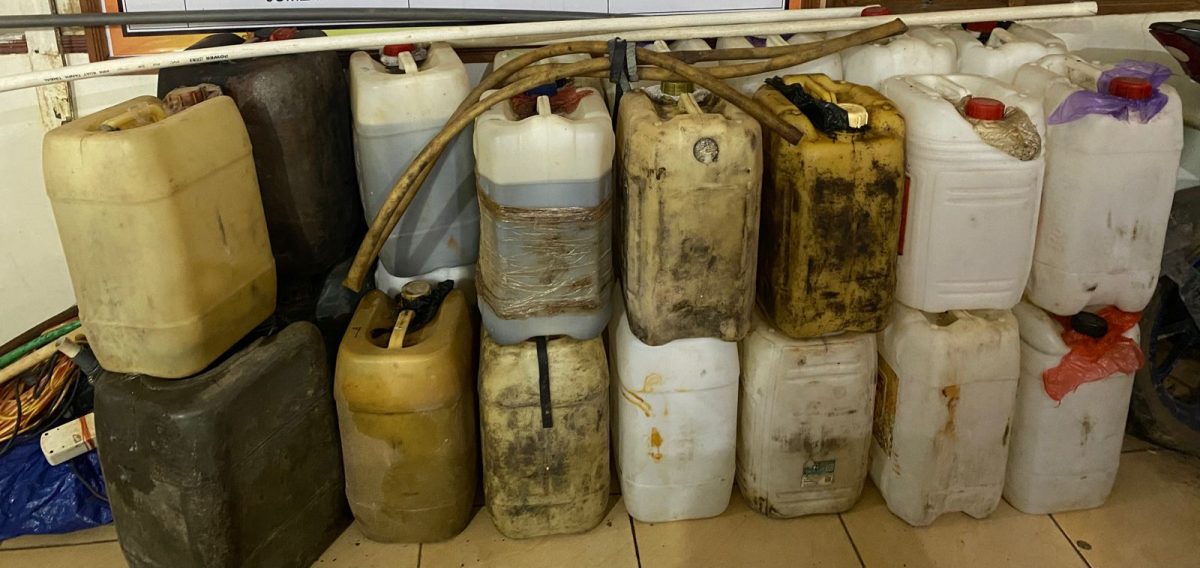 Jerigen barang bukti hasil pencurian