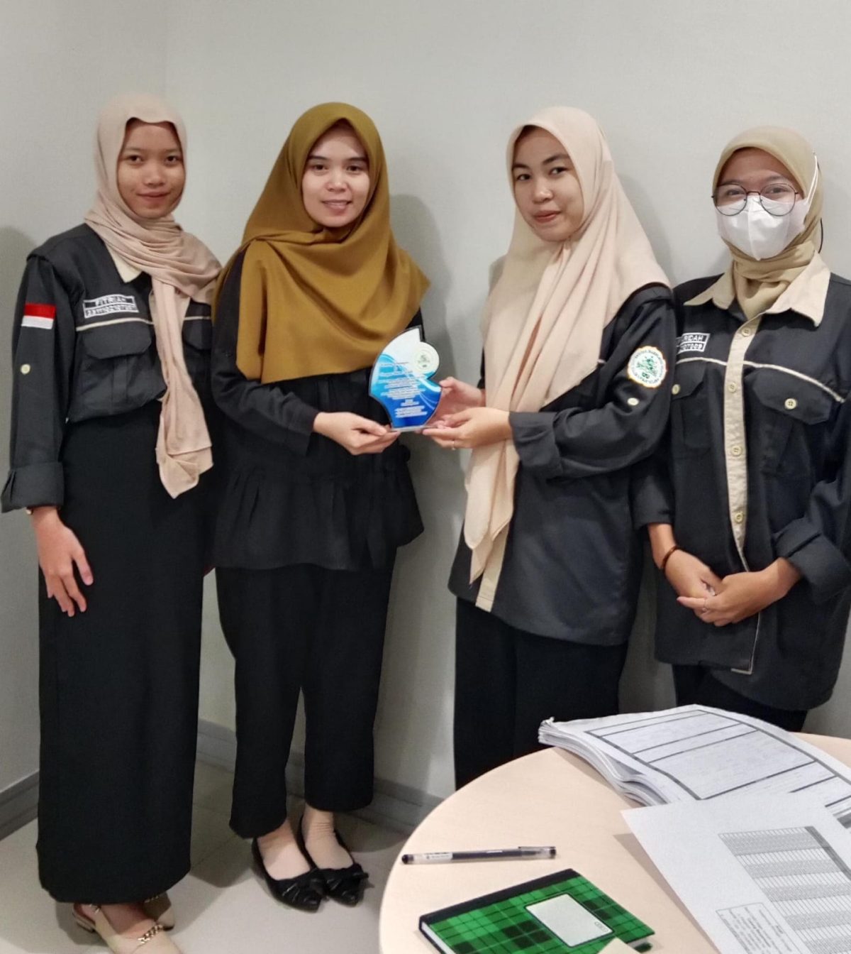 Mahasiswa Akuntansi UNU Kalimantan Selatan Pelajari Langsung Akad Syariah di Bank CIMB