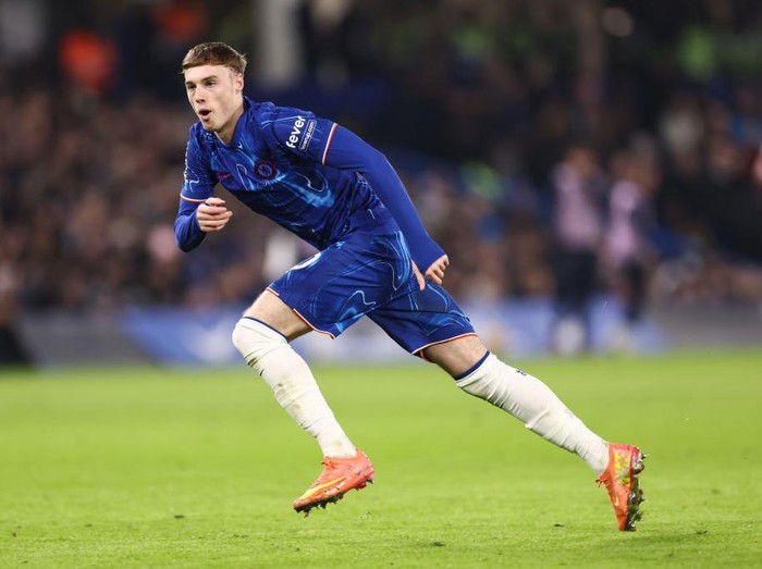 Cole Palmer menyamai catatan Eden Hazard dari segi gol dan assist musim ini.