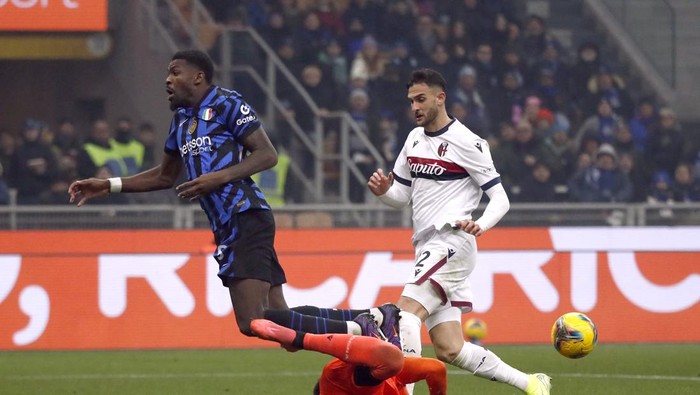 Inter dipaksa bermain imbang 2-2 saat melawan Bologna.