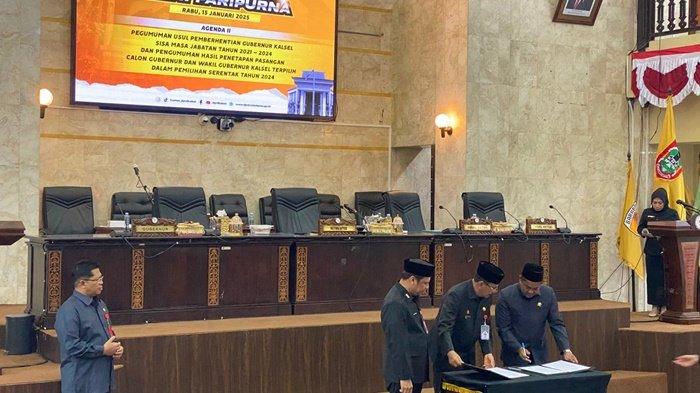 Rapat Paripurna ke-8 DPRD Kalsel, Rabu (15/1).
