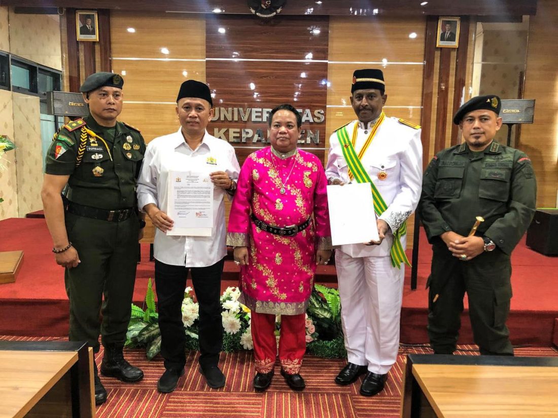 MoU antara Kadin Kab. Malang dengan Arus Jaya Group, diakhir acara rapat terbatas