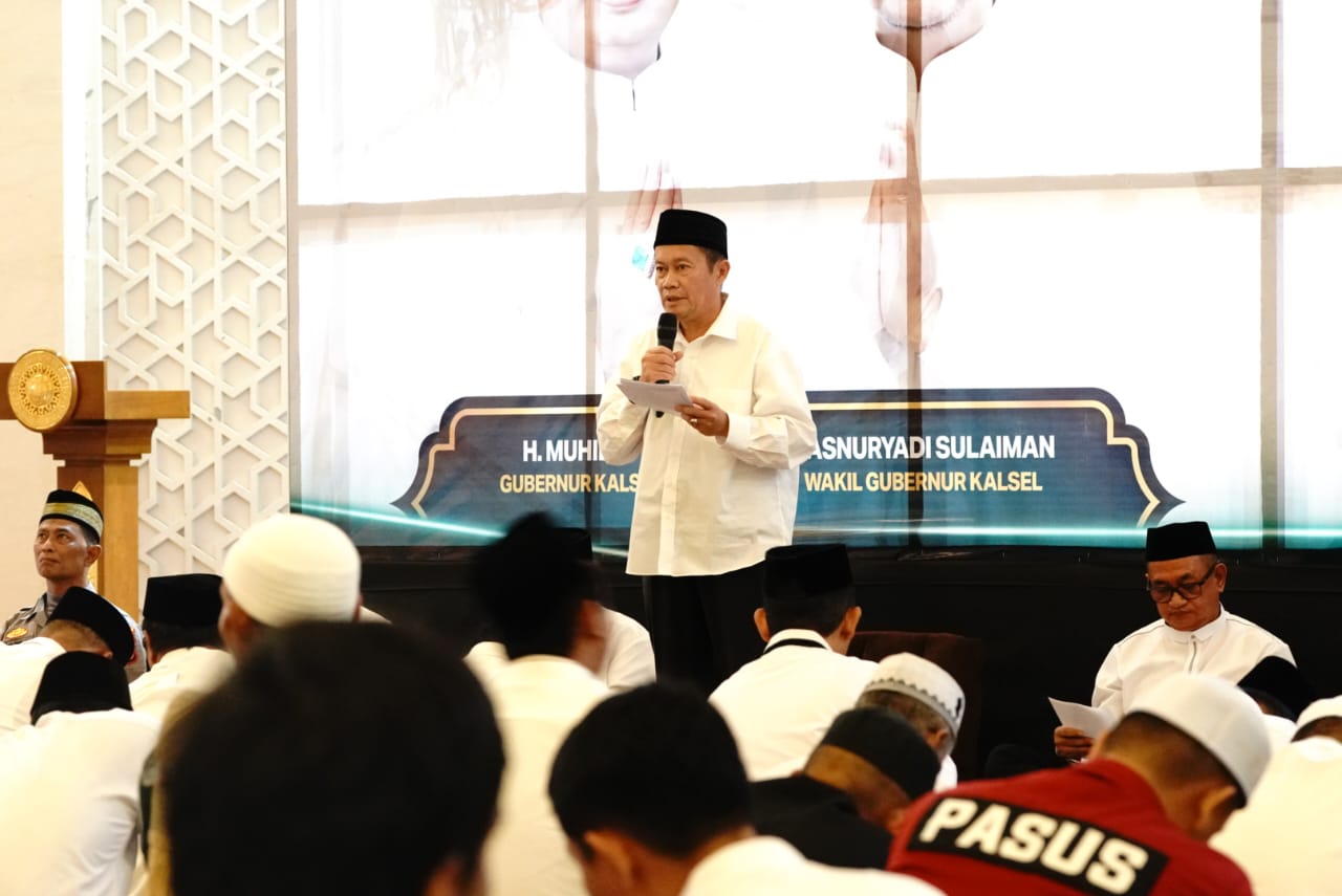 Eryanto Rais saat membacakan sambutan Bupati Tanbu.