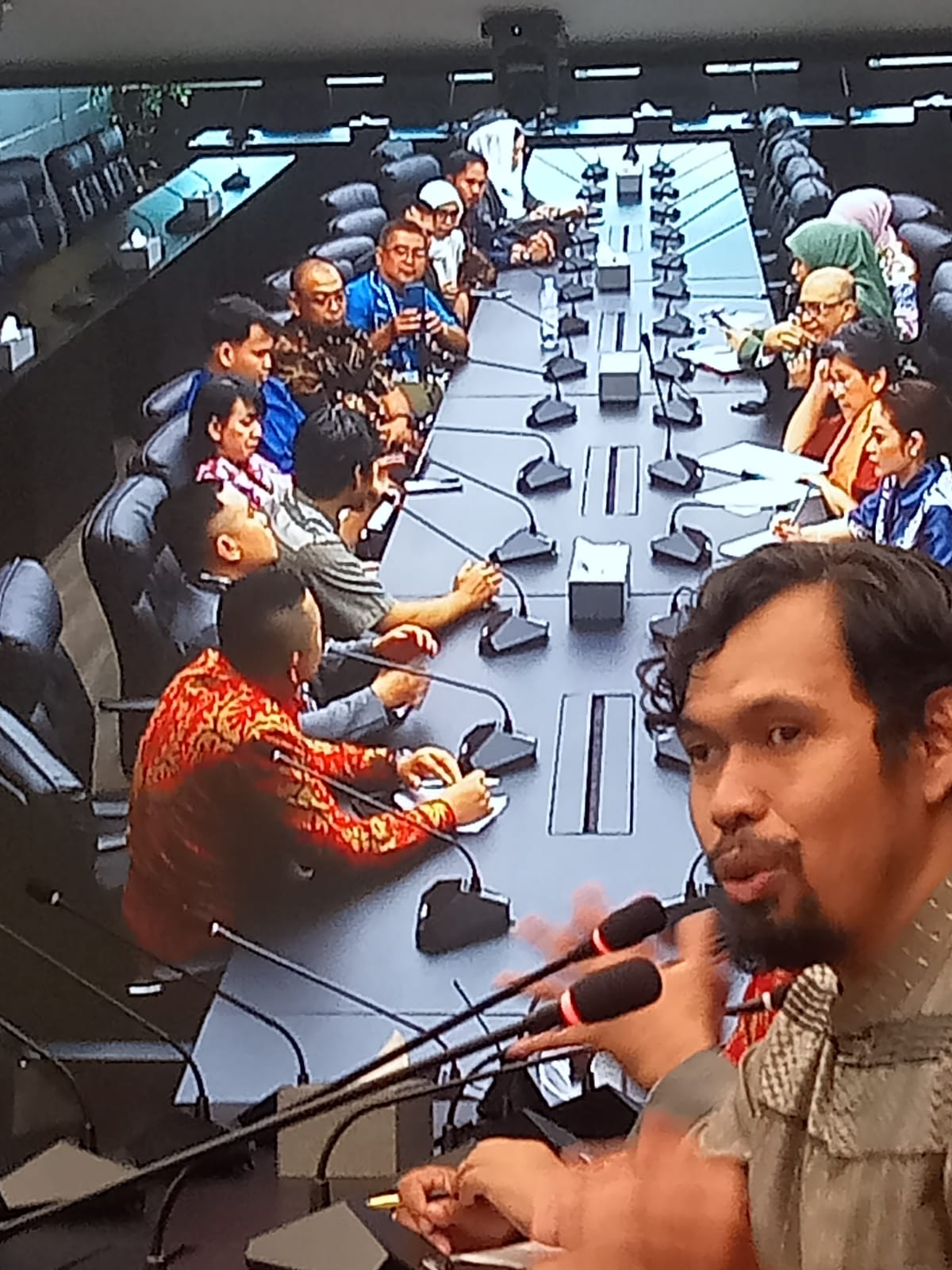 Nova Abriano, Dosen ASN DPK UNUKASE, Bersama Aliansi  Dosen Bersuara Soal Tunjangan Kinerja Tak Kunjung Cair
