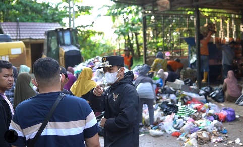 Wali Kota Banjarmasin, H. M. Yamin HR, turun langsung memantau proses uji coba perdana alat ASSANO.