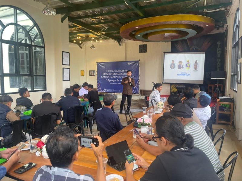 BPJS Ketenagakerjaan Batulicin gandeng media sosialisasikan manfaat jaminan sosial ketenagakerjaan melalui media gathering bertema 