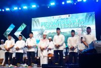 Wakil Ketua DPRD Tanah Bumbu, H. Hasanuddin, menghadiri Tabligh Akbar di Pantai Pagatan yang diramaikan ribuan warga.