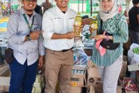 DLH Tanah Bumbu gelar program tukar sampah dengan sembako untuk dorong kesadaran lingkungan dan pengelolaan sampah ekonomis.