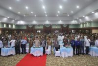 Pemkab Tanah Bumbu ikut serta dalam Musrenbang RPJMD untuk menyelaraskan program pembangunan daerah. Gubernur dan Wakil Gubernur Kalsel menekankan pentingnya sinkronisasi dan keterbukaan dalam perencanaan pembangunan.