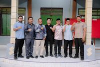 Anggota Komisi II DPRD Kalsel Adrizal gelar reses di Tanbu, didampingi Wabup Bahsanuddin, serap aspirasi warga khususnya soal pertanian dan ketahanan pangan. / Warta Banjar