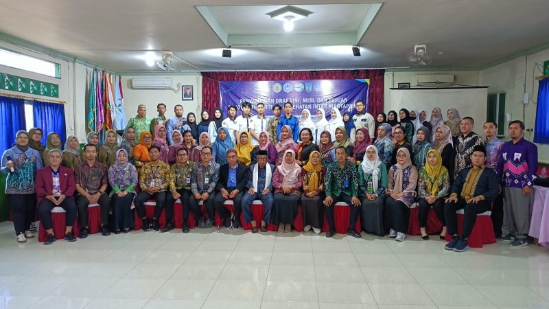 STIKes Intan Martapura perkuat visi dan misi melalui sinergi civitas akademika dan mitra strategis di Kalimantan Selatan.