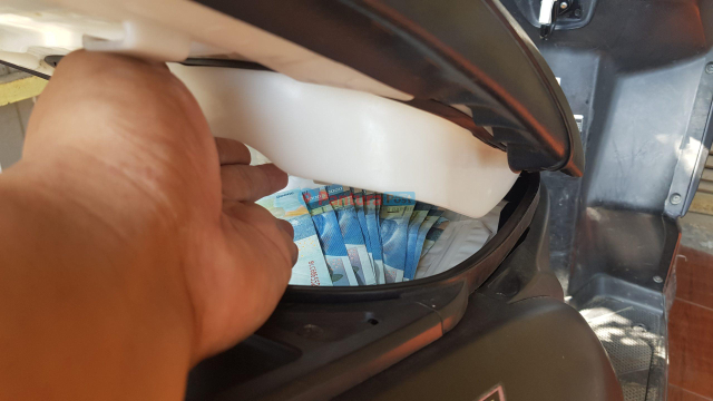 Warga Angsana Tanah Bumbu kehilangan Rp60 juta di jok sepeda motor, pelaku terekam CCTV, polisi tengah memburu pelaku. / Foto Ilustrasi