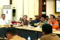 Wakil Ketua DPRD Tanah Bumbu, H. Hasanuddin, mengapresiasi Program Bapak Angkat Hauling hasil kolaborasi PT Borneo Indobara dan PT Multi Adverindo yang memberdayakan tenaga kerja lokal demi kesejahteraan desa.
