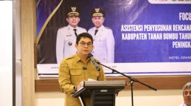 Andi Rudi Latif buka FGD Penyusunan RPJMD 2025-2029 fokus pengentasan kemiskinan dan peningkatan SDM untuk pembangunan daerah berkelanjutan. / Mc Tanbu