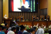 Pemkab Tanah Bumbu jawab masukan DPRD terkait dua Raperda lingkungan dan bangunan, dorong regulasi berkelanjutan dan partisipasi publik./ Mc Tanbu
