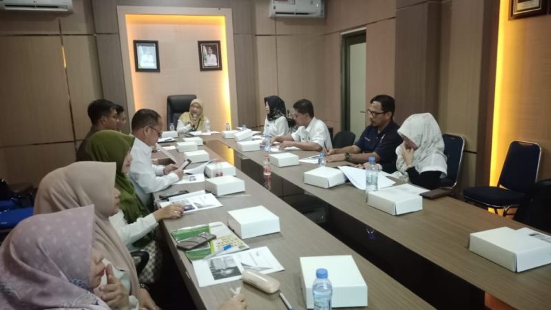 Kegiatan Monev Jaminan Sosial Ketenagakerjaan digelar Pemkab Tanah Bumbu di Batulicin untuk lindungi pekerja jasa konstruksi, Jumat (13/06)