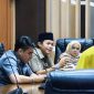 Andi Asdar Wijaya (Tengah) apresiasi kebijakan jam belajar sekolah negeri yang perhatikan waktu bermain siswa, dalam rapat kerja Senin 14 Juli 2025.
