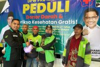 PKB Kalsel gelar donor darah dan bagi sembako untuk ojek online di Banjarmasin, Minggu 13 Juli 2025, peringati Harlah ke-27.