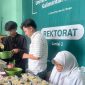UNUKASE gelar masak bubur Asyura bersama di Aula Gedung Dakwah, Banjarbaru, 7 Juli 2025, pererat ukhuwah dan kepedulian sosial kampus.