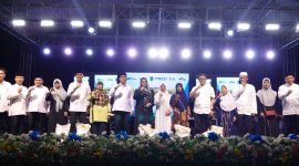 Bupati Andi Rudi Latif resmikan Aksi Tanah Bumbu Bershalawat di Jalan Kodeco KM 2, Tanah Bumbu, Jumat malam 25 Juli 2025