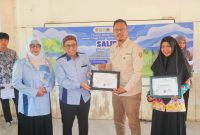 UPTD Kesehatan dan STIKes Intan Martapura gelar edukasi DBD, literasi, dan pengobatan gratis di MI Hidayatul Ibad, Astambul, Senin 21 Juli 2025.