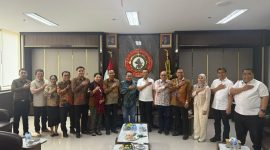 Audiensi SMSI Pusat dengan Kabaintelkam Polri bahas sinergi media siber profesional di Mabes Polri, Jakarta, Rabu 23 Juli 2025.