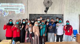 ULM bersama Puskesmas Martapura Barat edukasi keluarga pasien TB dalam peran sebagai Pengawas Minum Obat (PMO), Selasa 15 Juli 2025.