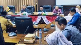 DPRD Tanah Bumbu usulkan pembangunan Posko Terpadu di seluruh kecamatan saat rapat KUA-PPAS di Tanah Bumbu, Senin 4 Agustus 2025.