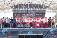 Bupati Andi Rudi Latif meresmikan Adventure Offroad Non Winch Individual 2025 di Gunung Mayang, Tanah Bumbu, Sabtu 16 Agustus.