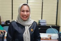 Ketua DPRD Kotabaru Suwanti saat ditemui di ruang kerjanya, Kotabaru, Kamis (31/7/2025). (Foto : redkal.com)