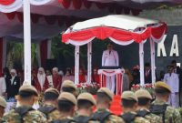 Upacara HUT RI ke-80 Tanah Bumbu digelar Sabtu 17 Agustus 2025 di halaman Kantor Bupati, dipimpin Bupati Andi Rudi Latif.