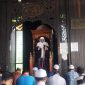 KH M. Bushiri menyampaikan khutbah Jumat di Masjid As-Su’ada Syekh Abdul Kadir Hasan, Kampus UNUKASE, Gambut, Kabupaten Banjar, Jumat (8/8/2025).