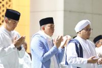 Bupati Andi Rudi Latif hadiri Maulid Nabi Muhammad SAW di Masjid Agung Al-Falah Tanah Bumbu, Minggu 7 September 2025