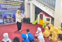 Dispersip Kotabaru gelar mendongeng untuk anak TK guna menumbuhkan minat baca dan menanamkan nilai kebaikan sejak dini