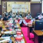 Suasana Rapat Kerja DPRD Tanah Bumbu membahas draft Raperda Kerjasama Daerah, dihadiri pejabat dinas, badan, dan bagian Sekretariat Daerah, Senin (22/09/2025).