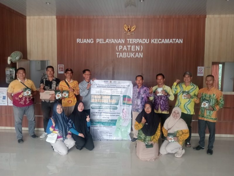 UNUKASE gelar seminar desa modern berbasis digital di Aula Kantor Camat Tabukan, dihadiri camat, dosen, dan 11 kepala desa