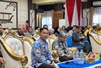 WaliKota HM Yamin menghadiri pelantikan pengurus SMSI Kalsel di Aula Kayuh Baimbai Banjarmasin pada Minggu 14 September 2025