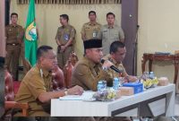 Bupati Tanah Laut, H. Rahmat Trianto, tekankan percepatan anggaran, sukses Porprov Kalsel, dan pengawasan Program Makan Bergizi Gratis saat Coffee Morning.