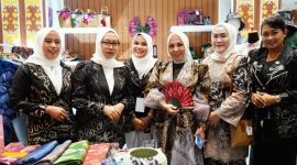 Tanah Bumbu tampil di INACRAFT 2025 dengan memamerkan tenun Pagatan dan Sasirangan, wujud komitmen majukan UMKM berbasis budaya