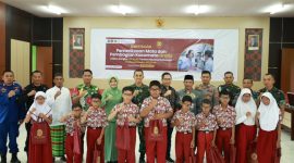 Kodim 1022 Tanah Bumbu gelar baksos pemeriksaan mata dan pembagian kacamata gratis bersama Pemkab dan GK Foundation peringati HUT TNI