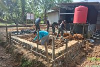 Program TMMD ke-126 Kodim 1022/Tanah Bumbu bangun fasilitas MCK umum untuk tingkatkan kebersihan dan kesehatan warga pedesaan