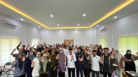 FESH UNUKASE dan KUA Gambut berkolaborasi menggelar bimbingan perkawinan bertema literasi keuangan keluarga untuk calon pengantin
