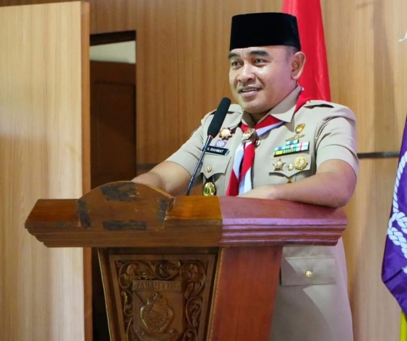 Bupati Tanah Laut H. Rahmat Trianto membuka Muscab Gerakan Pramuka 2025 di Aula Rakat Mufakat Hutan Jati, Jumat (14/11/2025).