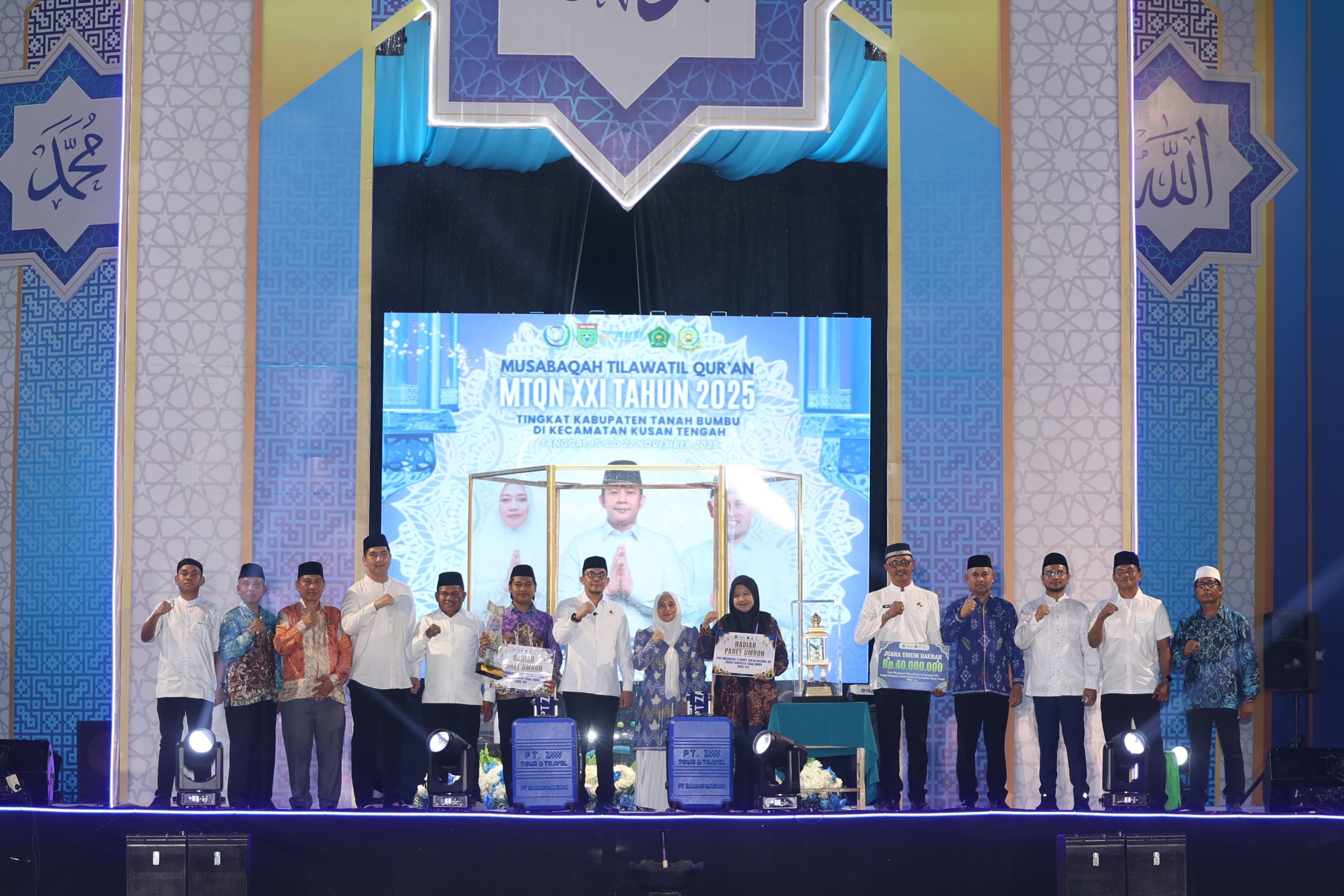 Penutupan MTQN XXI Tanah Bumbu 2025 meriah, Bupati Andi Rudi Latif memberikan apresiasi peserta dengan hadiah umroh.
