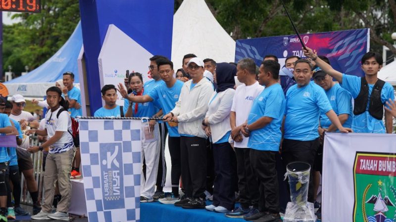 Tanah Bumbu sukses menggelar Run 2025 , ribuan peserta berlari, menikmati kuliner, dan meriahkan lomba sehat
