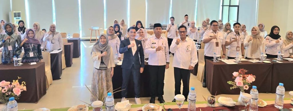 Bimtek Pemkab Tanah Bumbu tingkatkan kemampuan komunikasi dan pelayanan publik, wujudkan birokrasi profesional, responsif, dan berintegritas.
