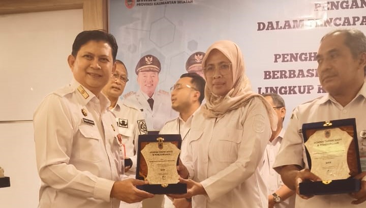 Pemkab Tanah Bumbu meraih penghargaan IPKD Provinsi Kalsel peringkat Baik, bukti komitmen tata kelola keuangan daerah transparan