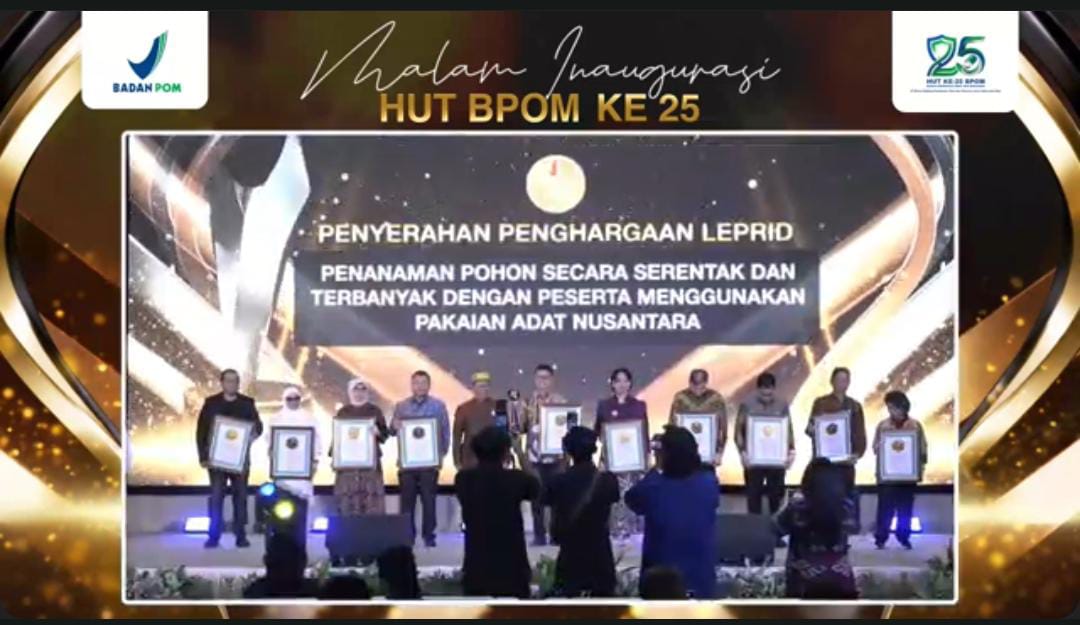 BPOM merayakan HUT ke-25 dengan malam inaugurasi nasional dan pemberian Penghargaan Prestasi Indonesia Dunia kepada Nur Andi Arinawati Arsyad.